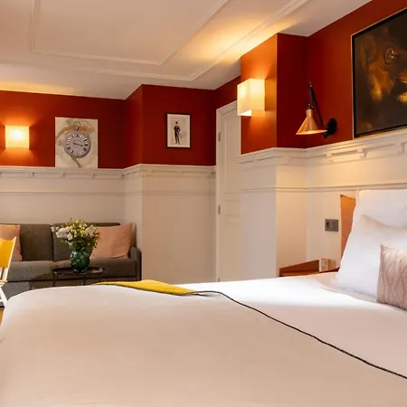 Hotel Royal Madeleine & 4*
