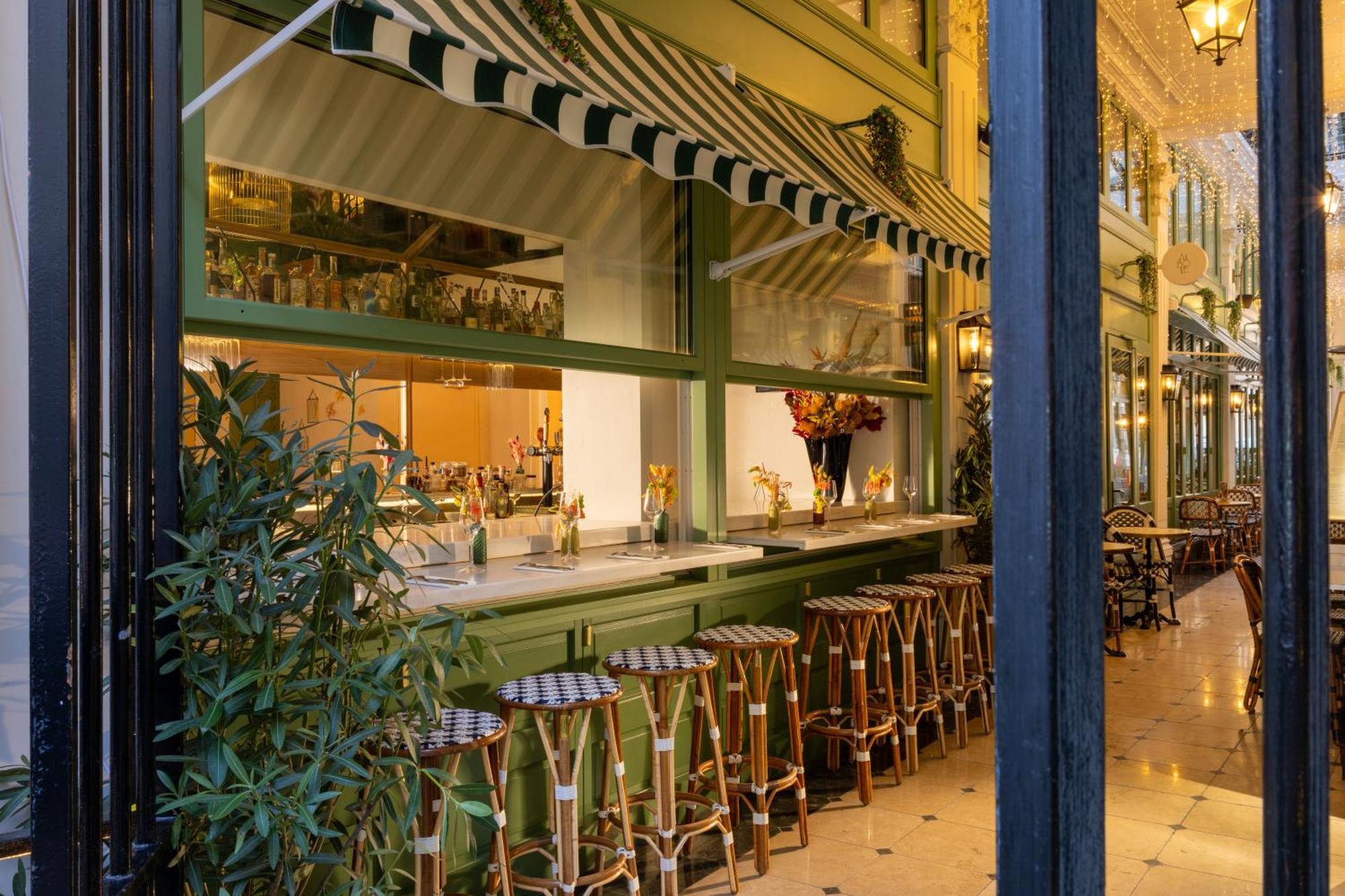 Hotel Royal Madeleine & 4*