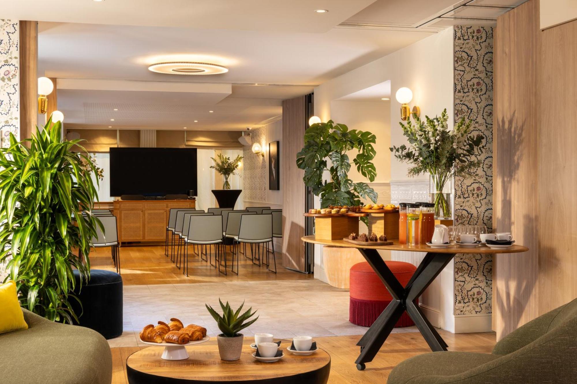 Royal Madeleine & 4*