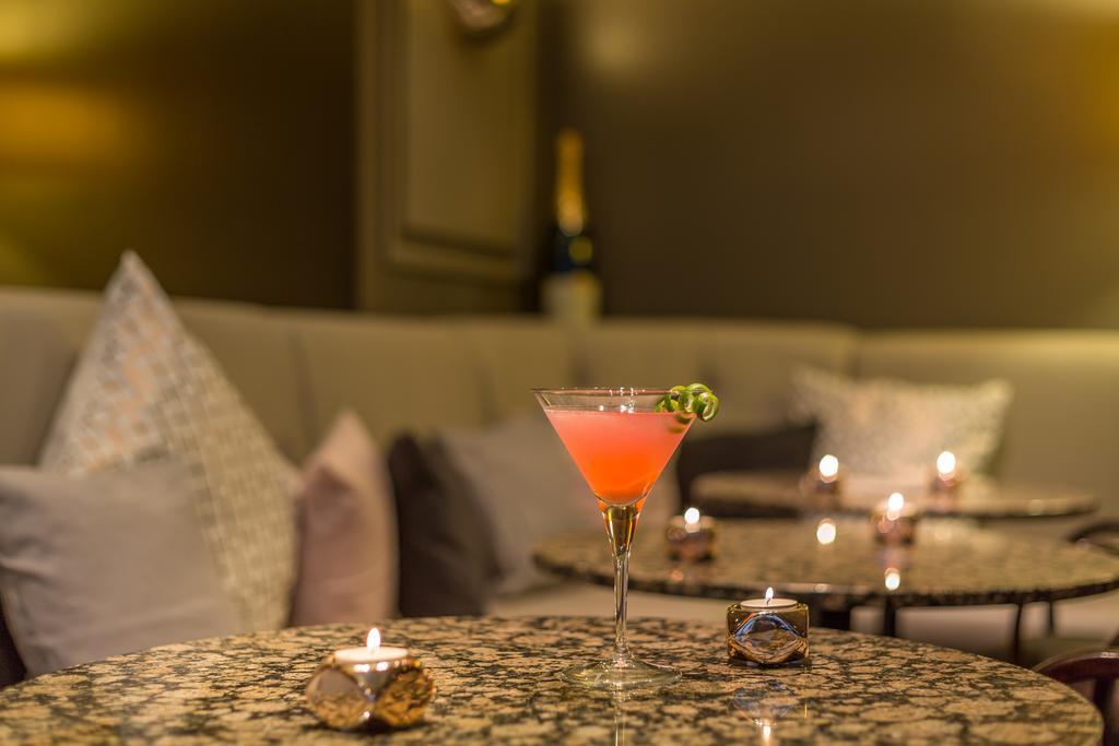 Royal Madeleine & 4* Parigi
