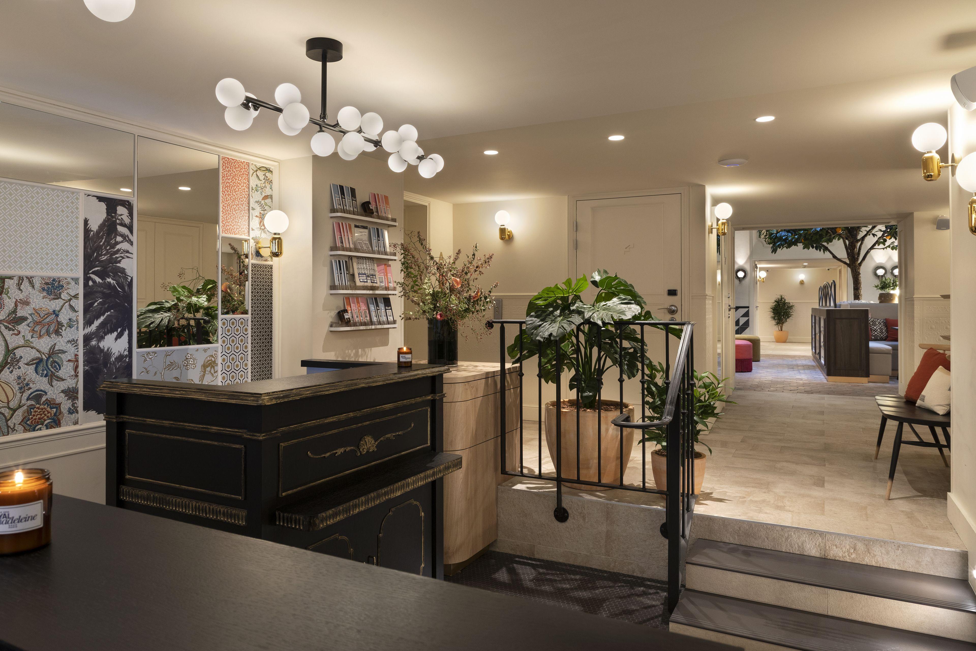 Hotel Royal Madeleine & 4*